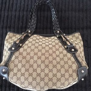 Gucci Shoulder Bag